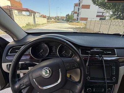 Gebraucht Skoda Superb Comfort 160 PS (117 kW) 2009 Limousine