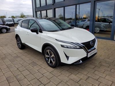 gebraucht Nissan Qashqai N-CONNECTA 1.3 DIG-T X-Tronic 360° / ACC