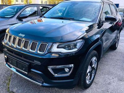 gebraucht Jeep Compass 2,0 MultiJet AWD 9AT 170 Limited Aut.