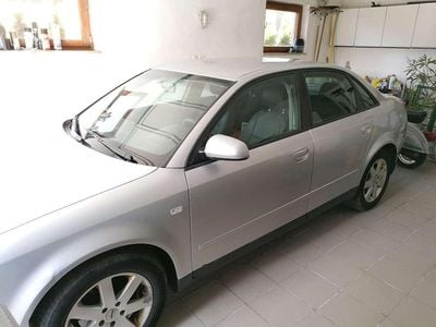 Silber Gebraucht 2003 Audi A4 Limousine | € 699