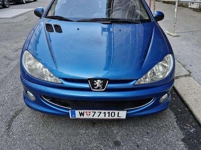 Gebraucht Peugeot 206 CC 109 PS (80 kW) 2003 Cabrio