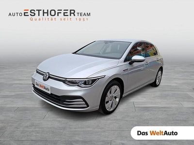 Gebraucht VW Golf VIII Style 131 PS (96 kW) 2023 Silber Limousine