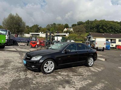 Schwarz Gebraucht 2011 Mercedes C220 Avantgarde Limousine | € 10.500 (Etwas zu teuer)