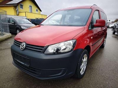 Gebraucht VW Caddy Maxi Trendline 140 PS (102 kW) 2013 Rot Van / Kleinbus