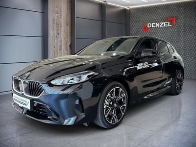 Saphirschwarz metall Neu 2025 BMW 120 M Sport Kleinwagen | € 47.718 (Fairer Preis)