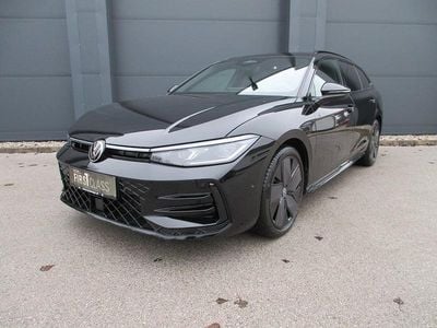 Schwarz metallic Neu 2026 VW Passat Sport Kombi | € 48.990 (Fairer Preis)