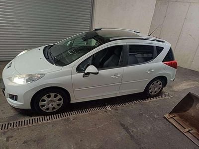 Gebraucht Peugeot 207 98 PS (72 kW) 2012 Kombi