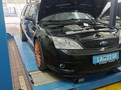 Gebraucht Ford Mondeo ST 226 PS (166 kW) 2002 Kombi