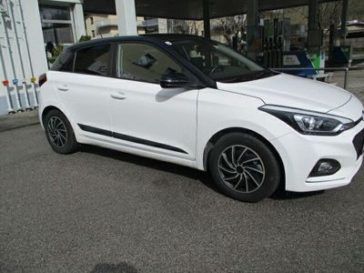 gebraucht Hyundai i20 Level 3 Plus Black Roof