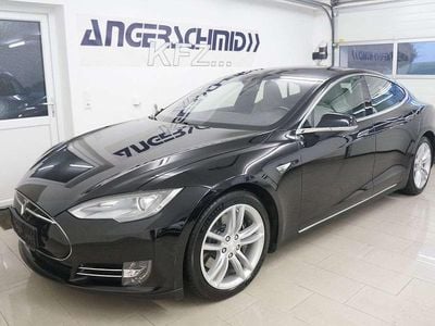 Schwarz Gebraucht 2015 Tesla Model S Kleinwagen | € 39.990