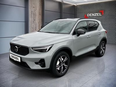 Neu Volvo XC40 Plus 163 PS (119 kW) 2025 Vapour grey SUV