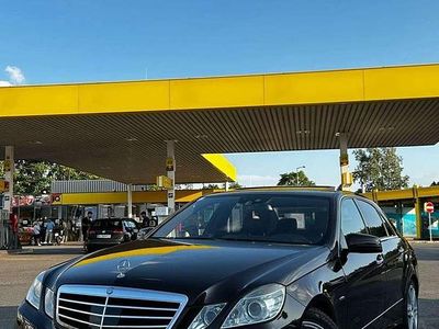 Gebraucht Mercedes E350 Avantgarde 292 PS (214 kW) 2009 Limousine
