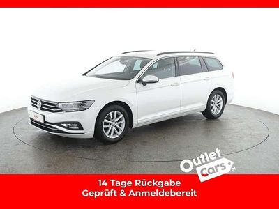 Weiss metallic Gebraucht 2020 VW Passat Business Kombi | € 19.950 (Fairer Preis)