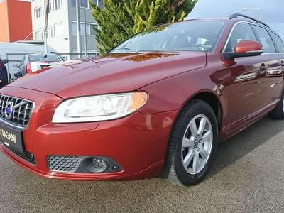 Gebraucht 2013 Volvo V70 Momentum Kombi | € 16.775