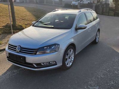 gebraucht VW Passat Variant Highline Blue 20 TDI DPF