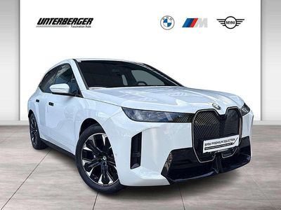 Gebraucht BMW iX M Sport 300 kW (408 PS) 2025 Weiß SUV