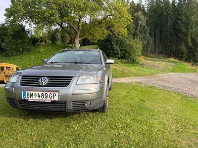 Silber Gebraucht 2001 VW Passat Highline Kombi | € 3.490 (Teuer)
