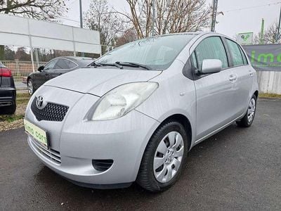 Grau Gebraucht 2007 Toyota Yaris Sol Kleinwagen | € 3.490 (Fairer Preis)
