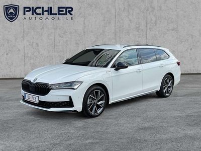 Weiß Neu 2025 Skoda Superb SportLine Kombi | € 55.500 (Teuer)