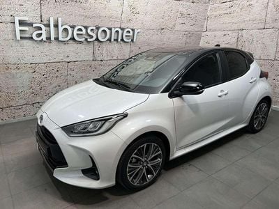Weiß Neu 2025 Toyota Yaris Hybrid Style Limousine | € 24.450