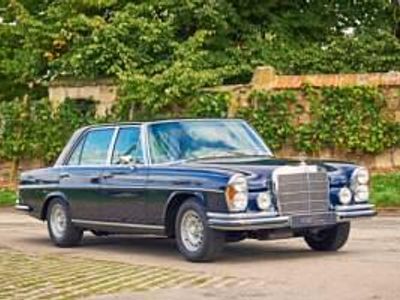 Blau Gebraucht 1970 Mercedes 300 Limousine | € 119.000