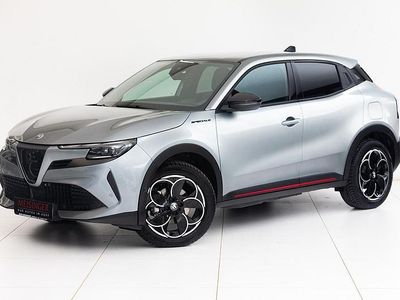 Grau Gebraucht 2024 Alfa Romeo Junior Edizione Speciale SUV | € 41.900