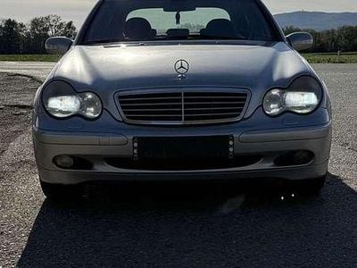 Gebraucht Mercedes C200 Elegance 116 PS (85 kW) 2001 Limousine