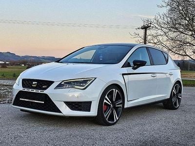 Silber Gebraucht 2014 Cupra Leon Limousine | € 10.590