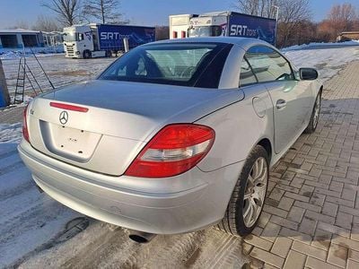 Grau Gebraucht 2005 Mercedes SLK350 Cabrio | € 10.200