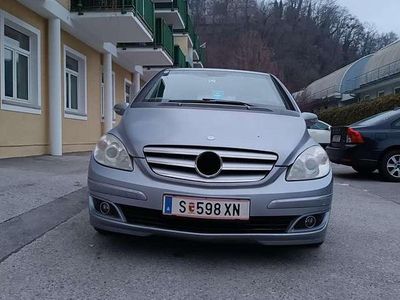 Gebraucht Mercedes 180 109 PS (80 kW) 2006 Limousine