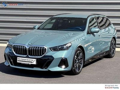 Cape york grün Gebraucht 2025 BMW 520 Shadowline Kombi | € 63.940 (Guter Preis)