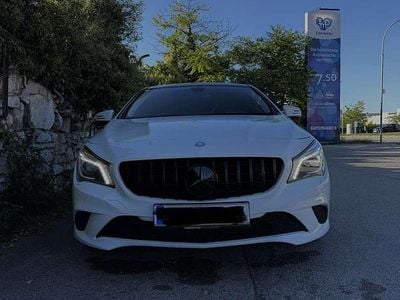 Mercedes CLA200