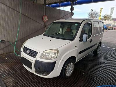 Weiß Gebraucht 2009 Fiat Sedici SUV | € 1.650