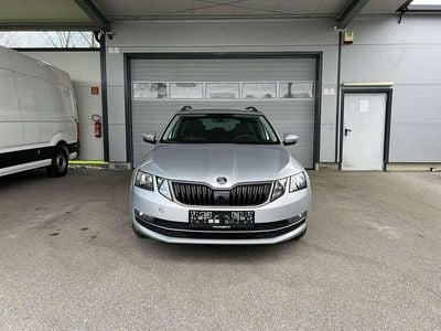 Silber Gebraucht 2020 Skoda Octavia Style Kombi | € 11.900 (Fairer Preis)