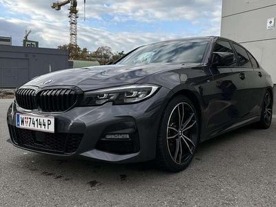 Grau Gebraucht 2019 BMW 330 M Sport Limousine | € 35.200 (Teuer)