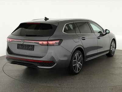 Grau Neu 2025 VW Passat R-line Kombi | € 51.560 (Fairer Preis)