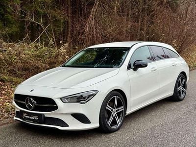 Weiß Gebraucht 2020 Mercedes CLA200 Kombi | € 21.990 (Fairer Preis)