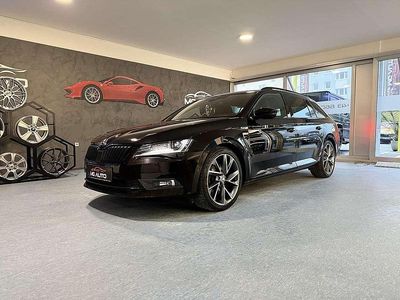 Schwarz Gebraucht 2019 Skoda Superb SportLine Kombi | € 28.990 (Teuer)