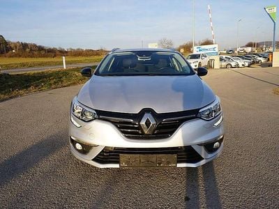 Grau Gebraucht 2020 Renault Mégane GrandTour LIMITED Kombi | € 9.990