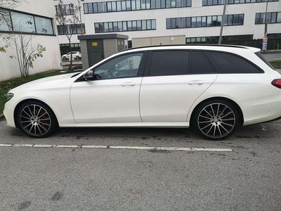 Gebraucht 2017 Mercedes E220 AMG Kombi | € 21.900 (Guter Preis)