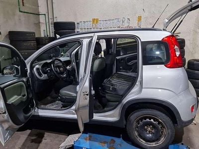 Gebraucht Fiat Panda 4x4 84 PS (61 kW) 2017 Silber Kleinwagen