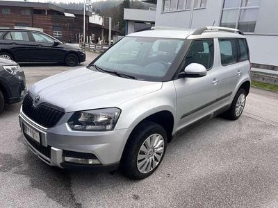Grau Gebraucht 2016 Skoda Yeti Outdoor Ambition SUV | € 11.000