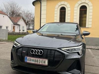 Gebraucht Audi e-tron S-Line 230 kW (313 PS) 2020 Grau SUV