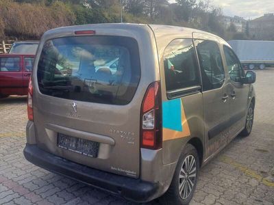 gebraucht Peugeot Partner Tepee Lion Edition 16 e-HDi 5 Sitzer Erstbesitz