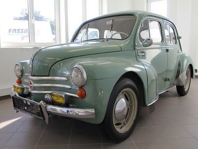 Renault 4CV