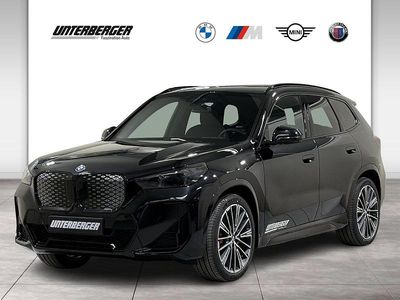 Schwarz Neu 2026 BMW iX1 M Sport SUV | € 64.990