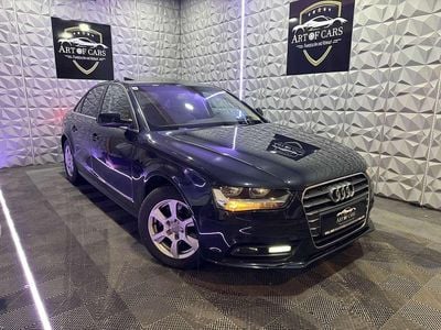 Grau Gebraucht 2012 Audi A4 Attraction Limousine | € 9.990 (Fairer Preis)