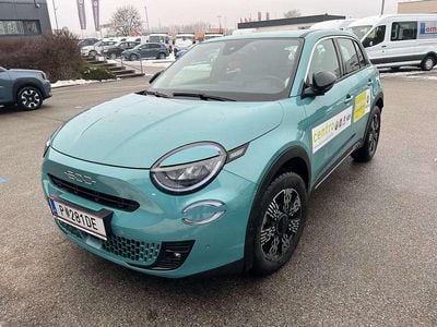 Gebraucht Fiat 600 101 PS (74 kW) 2024 Blau SUV