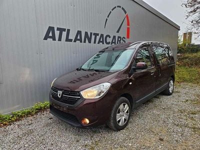 Braun Gebraucht 2017 Dacia Dokker Lauréate Van / Kleinbus | € 3.299 (Fairer Preis)