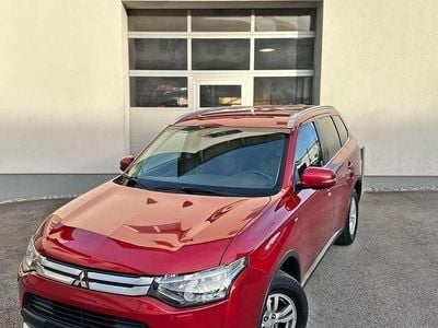 Rot Gebraucht 2015 Mitsubishi Outlander Intense+ SUV | € 12.800 (Fairer Preis)